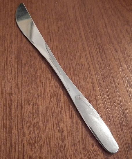 Savonia sandwich knife
