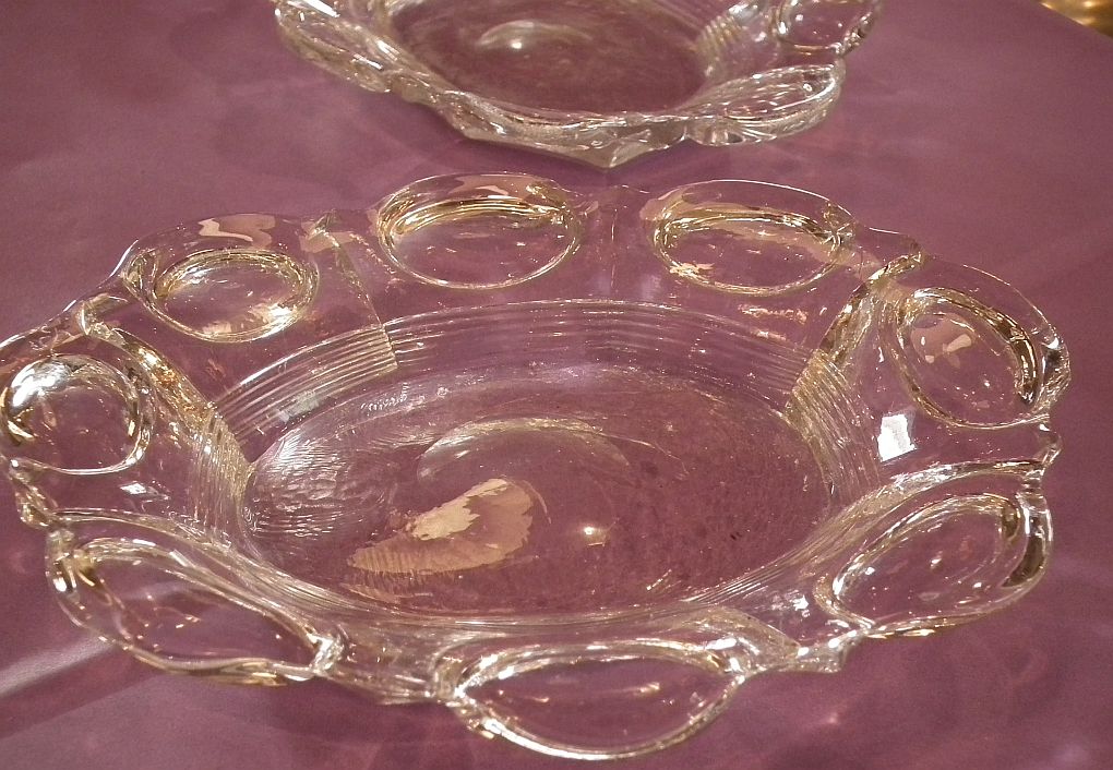 Eda Lornjett, pressed glass plate
