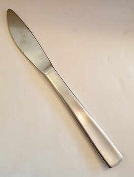 Facette starter knife short blade toothed