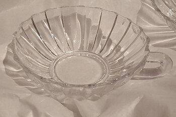 Dessertskål med hänkel pressglas