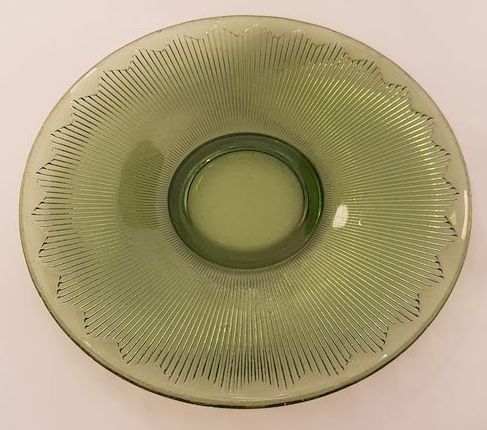 Gullaskruf Spets olive green cakeplate