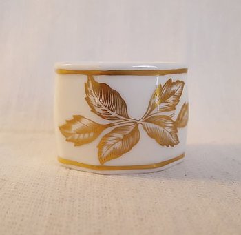 Wedgwood servettring Gold Tonquin