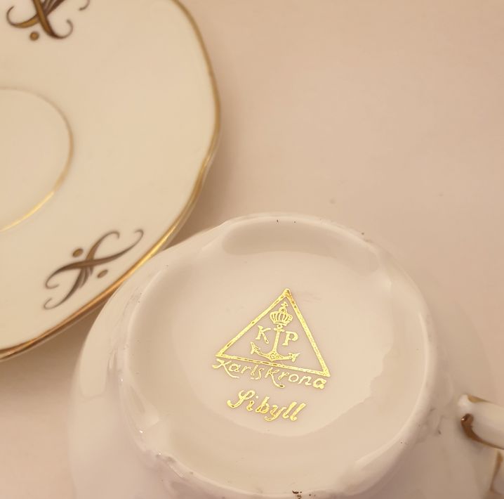 Sibyll tea cup with saucer  - 3