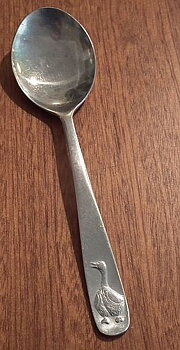 Goose spoon