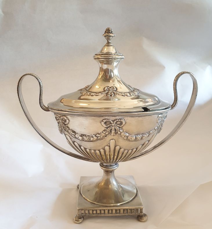  Sugar bowl, confectionery bowl on foot late gustavian style electroplate