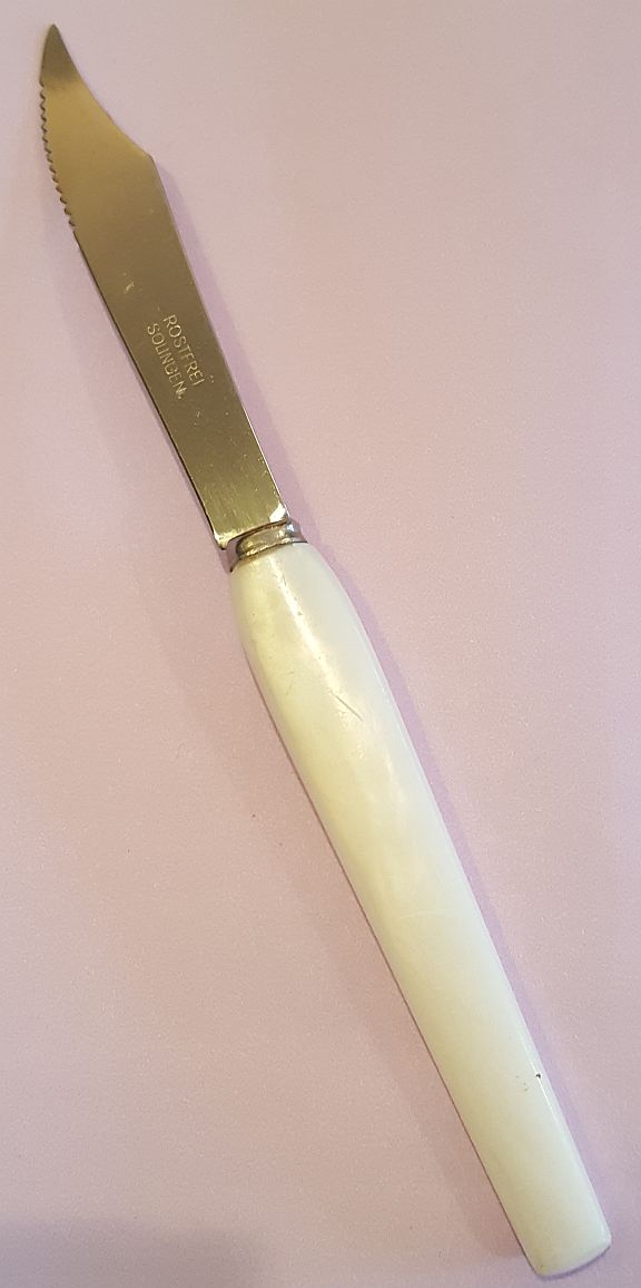Fruktkniv med pärlemorskaft