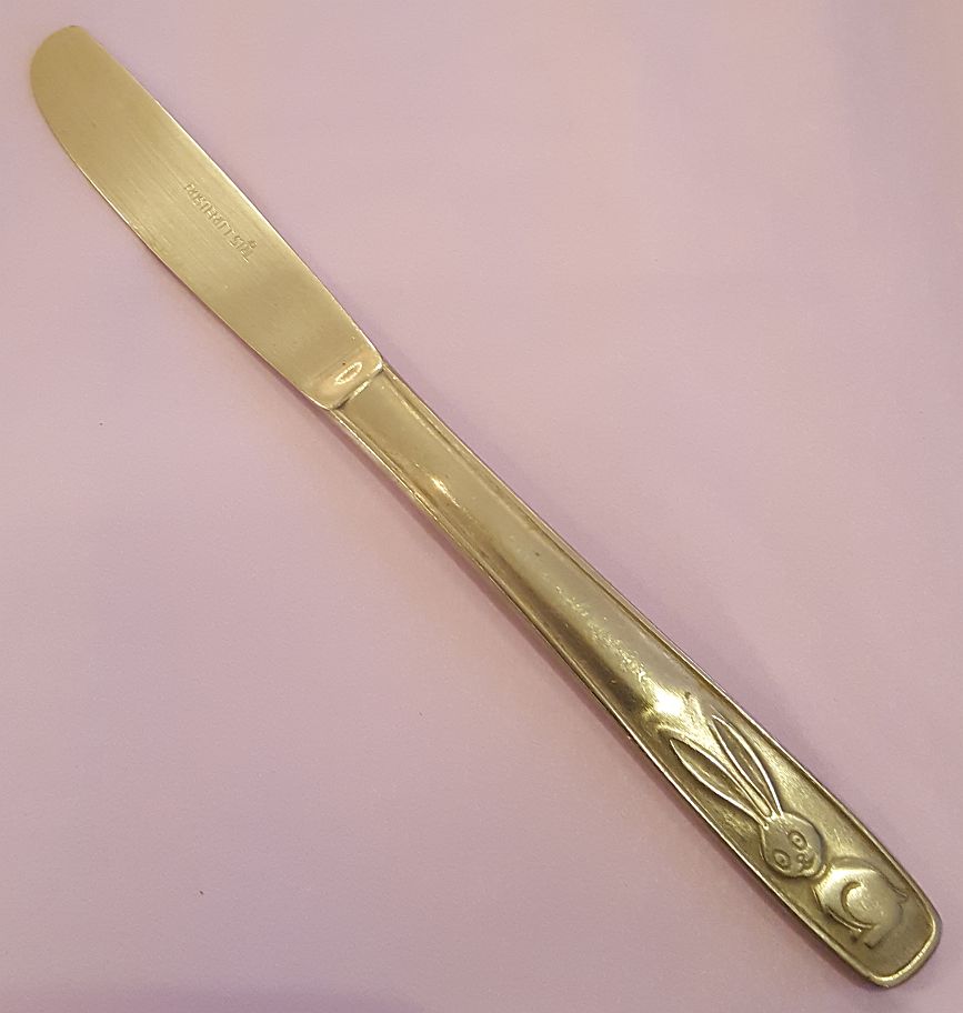 Hare in frame knife