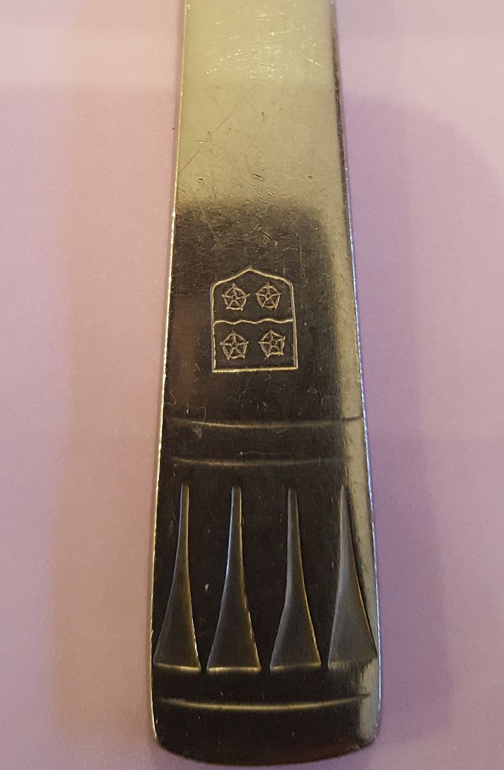Sköld Wallin Lotus kniv