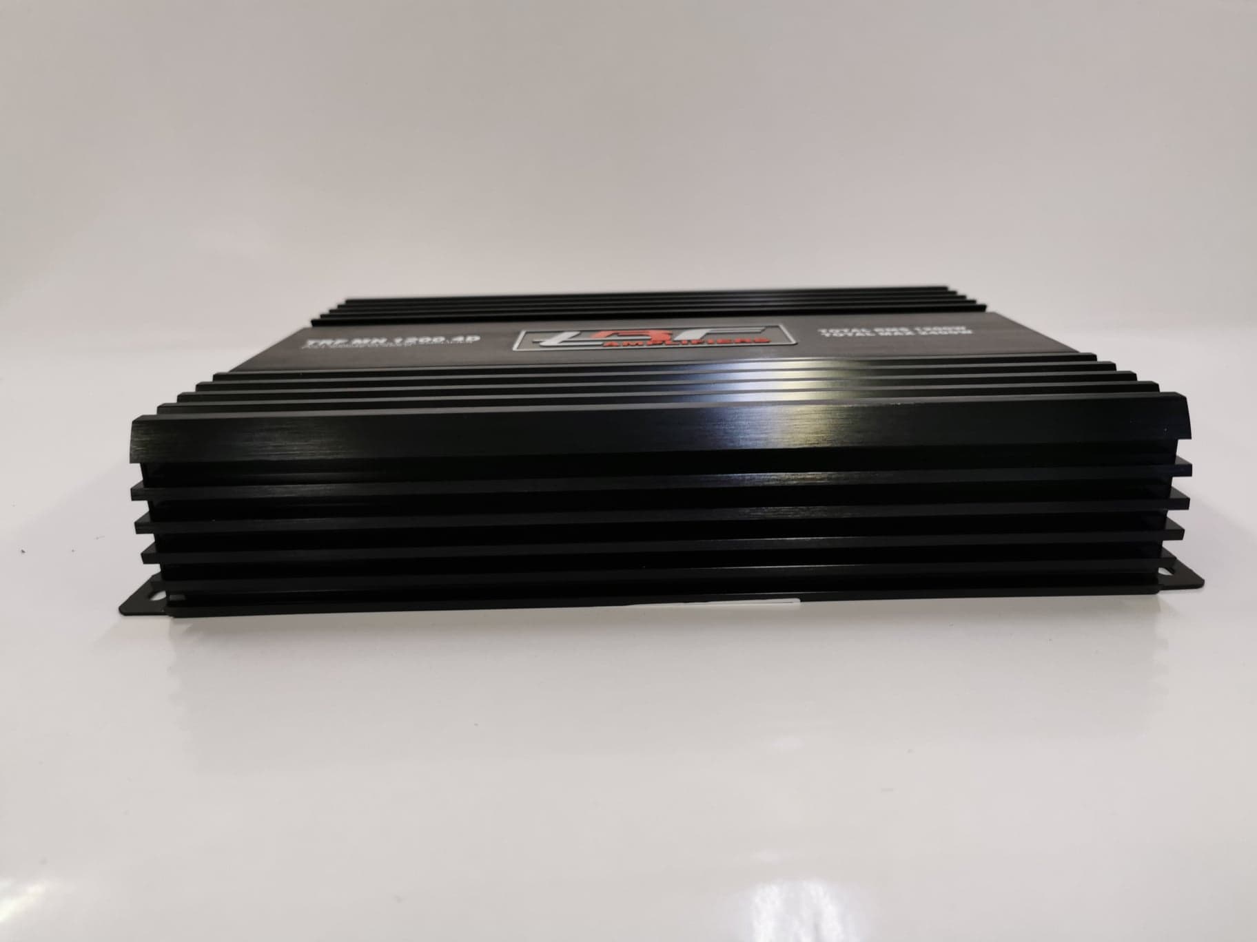 TRF MH 1200.4D  4*300wrms - 2