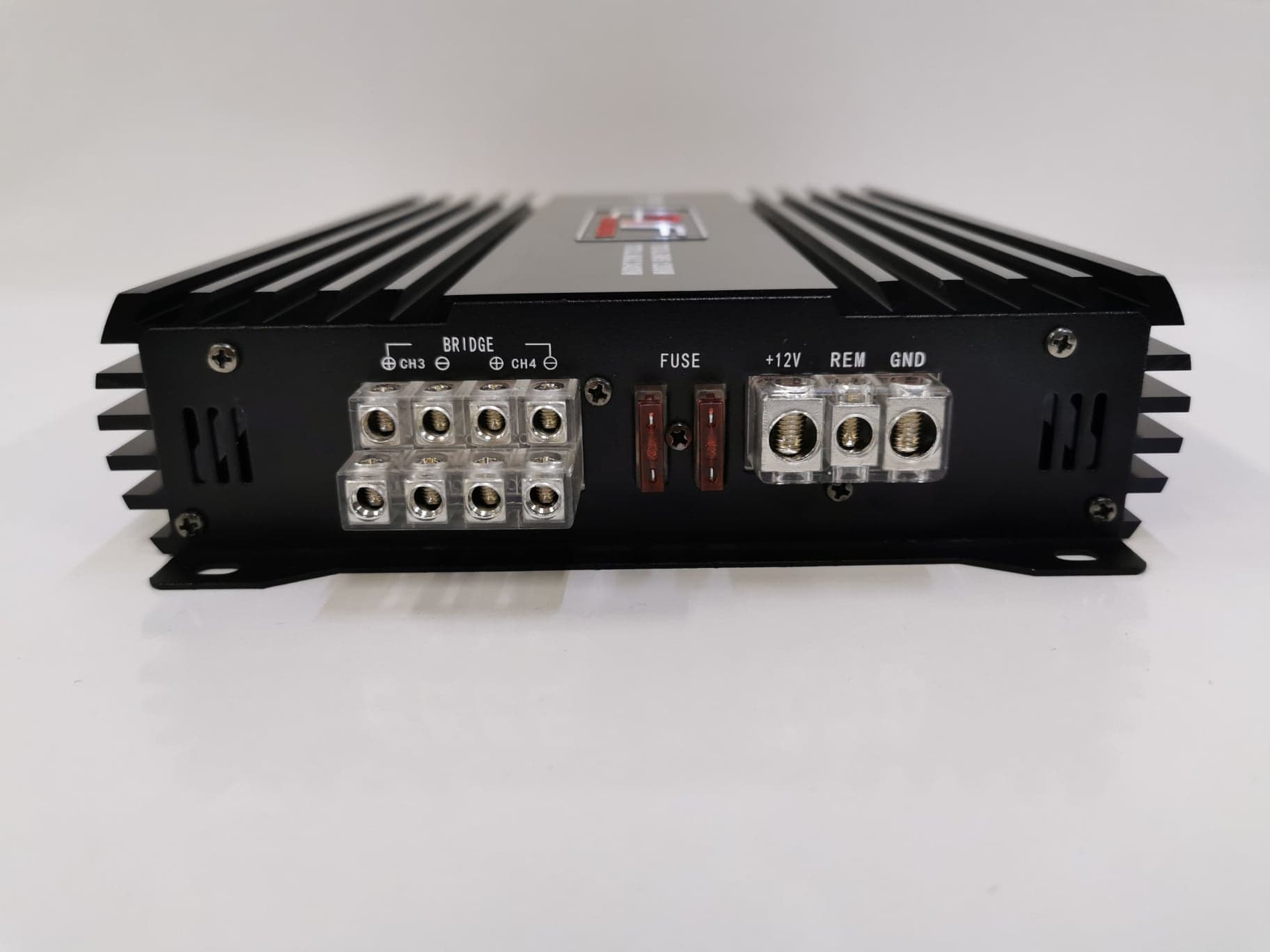TRF MH 1200.4D  4*300wrms - 4
