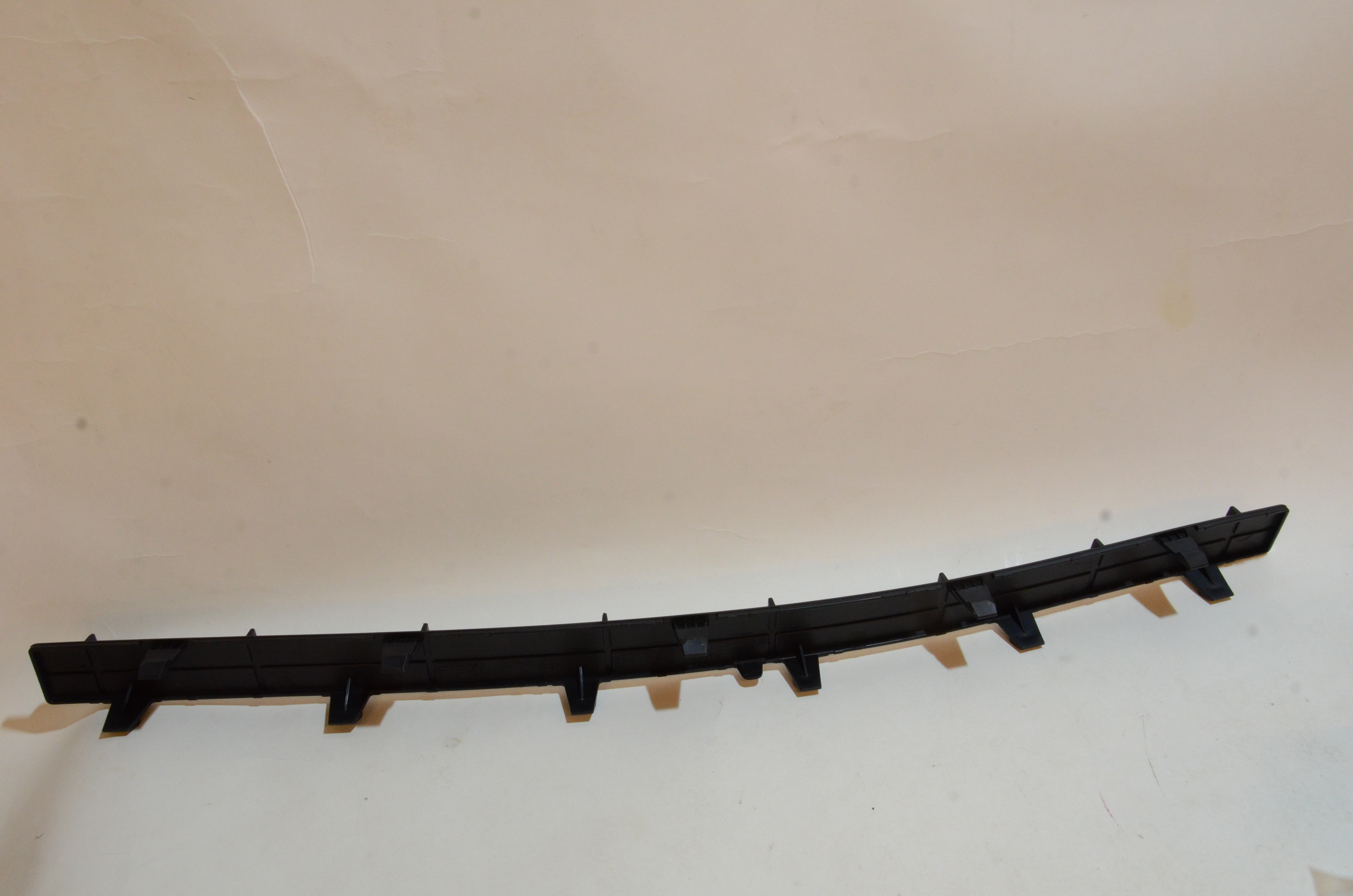 Genuine Peugeot 3008 Hybrid Lower Front Bumper Trim Plug Radiator cover 7429J0 - 2