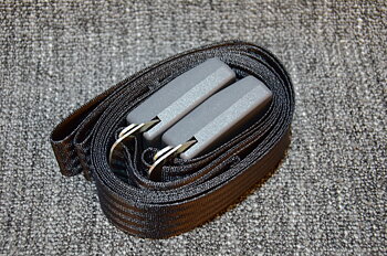 Fästband