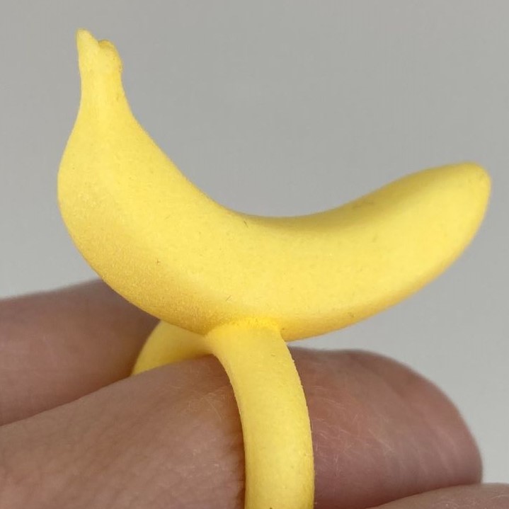 Ted Noten - Banana Ring - 2