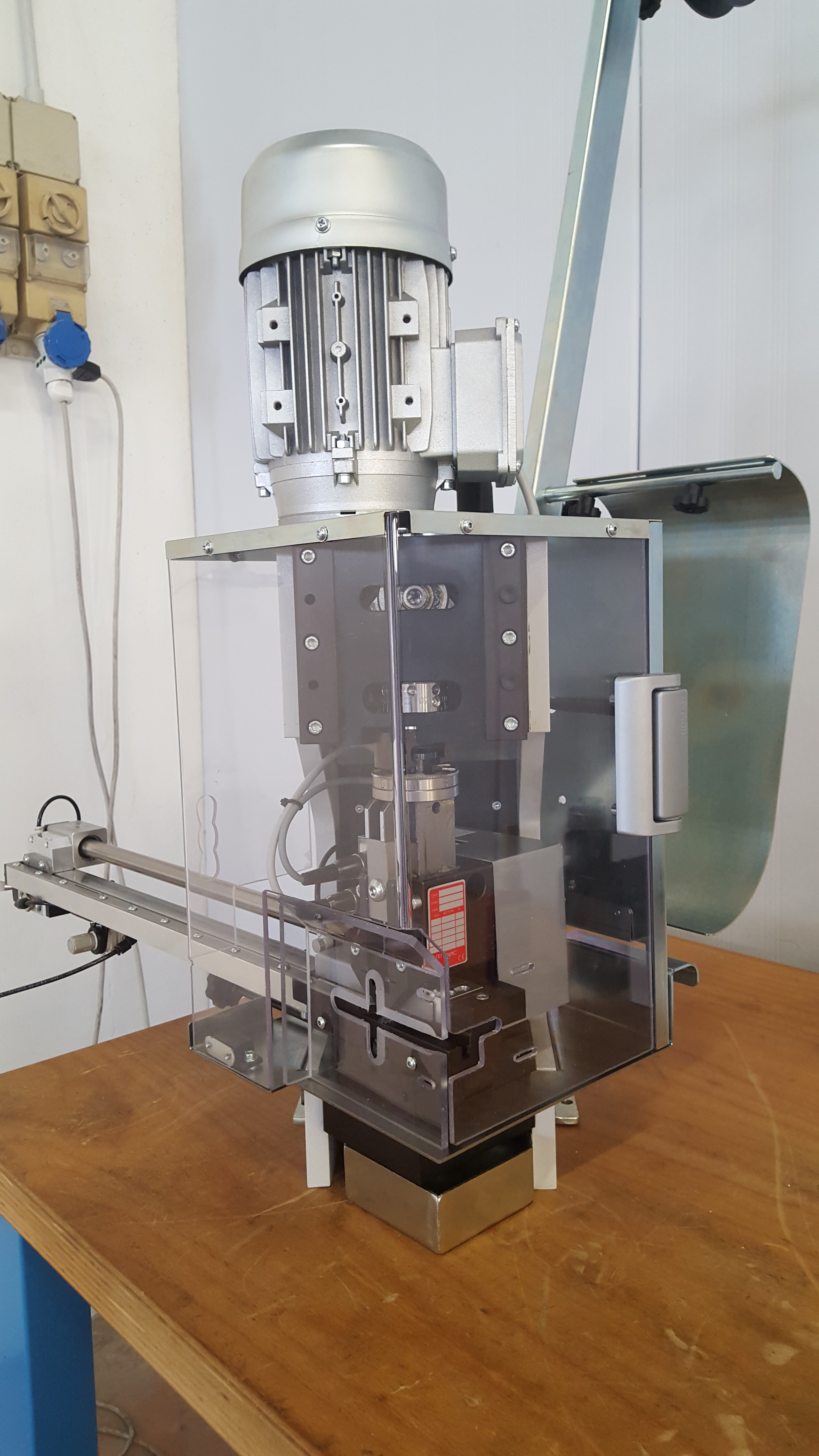 Applikator för IDC-kontakter - 3