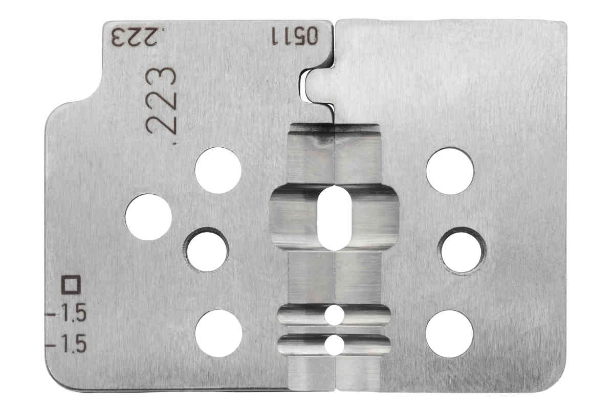 Tool for oval PVC and silicone compensating wire