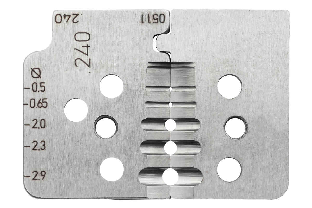 Tool for multi-wire cables with PVC insulation