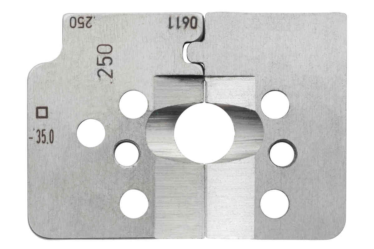 Tool for multi-wire cables