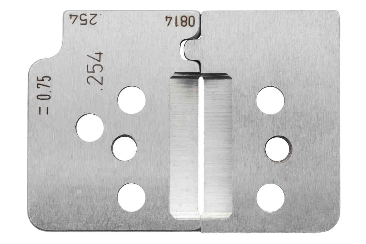 Tool for TPU ribbon webbed wire
