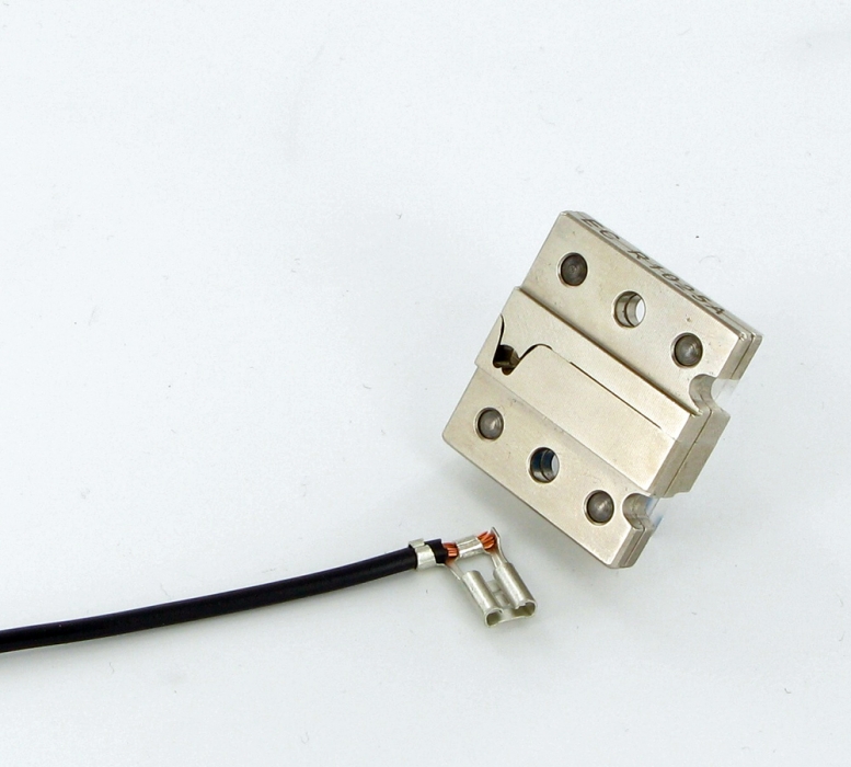 EC 65 Die set for Rolled contacts Flag type EC R1025A