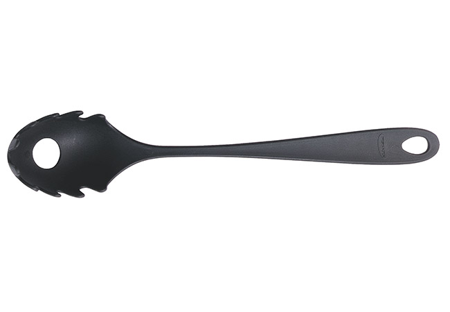 FISKARS ESSENTIAL PASTAKAUHA (loppuunmyynti)