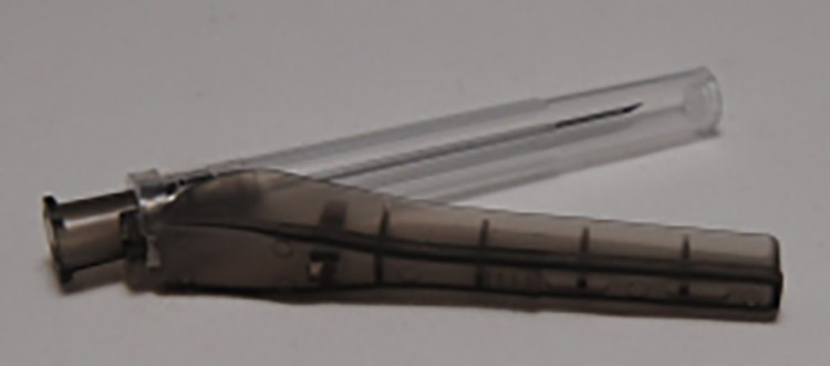 TURVANEULA MUSTA, 22G X 1 1/2 /100