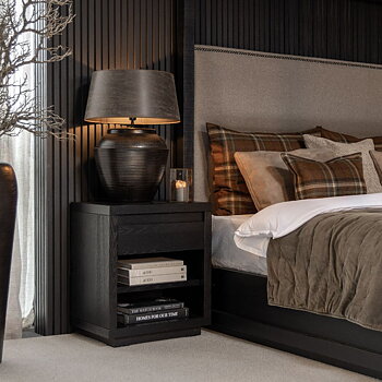HUNTER bedside table