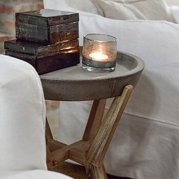 TONGA side tables