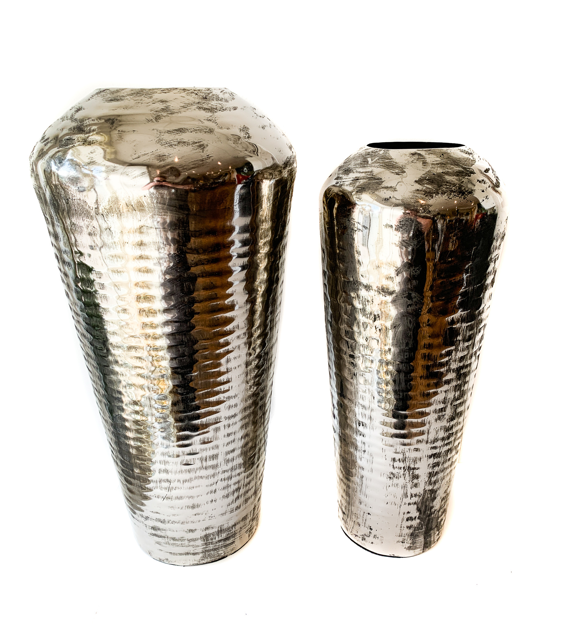 THG Vas Antik Silver