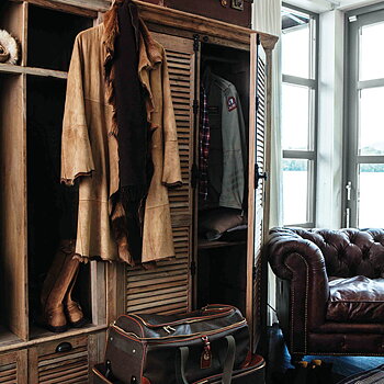 ELMWOOD wardrobe