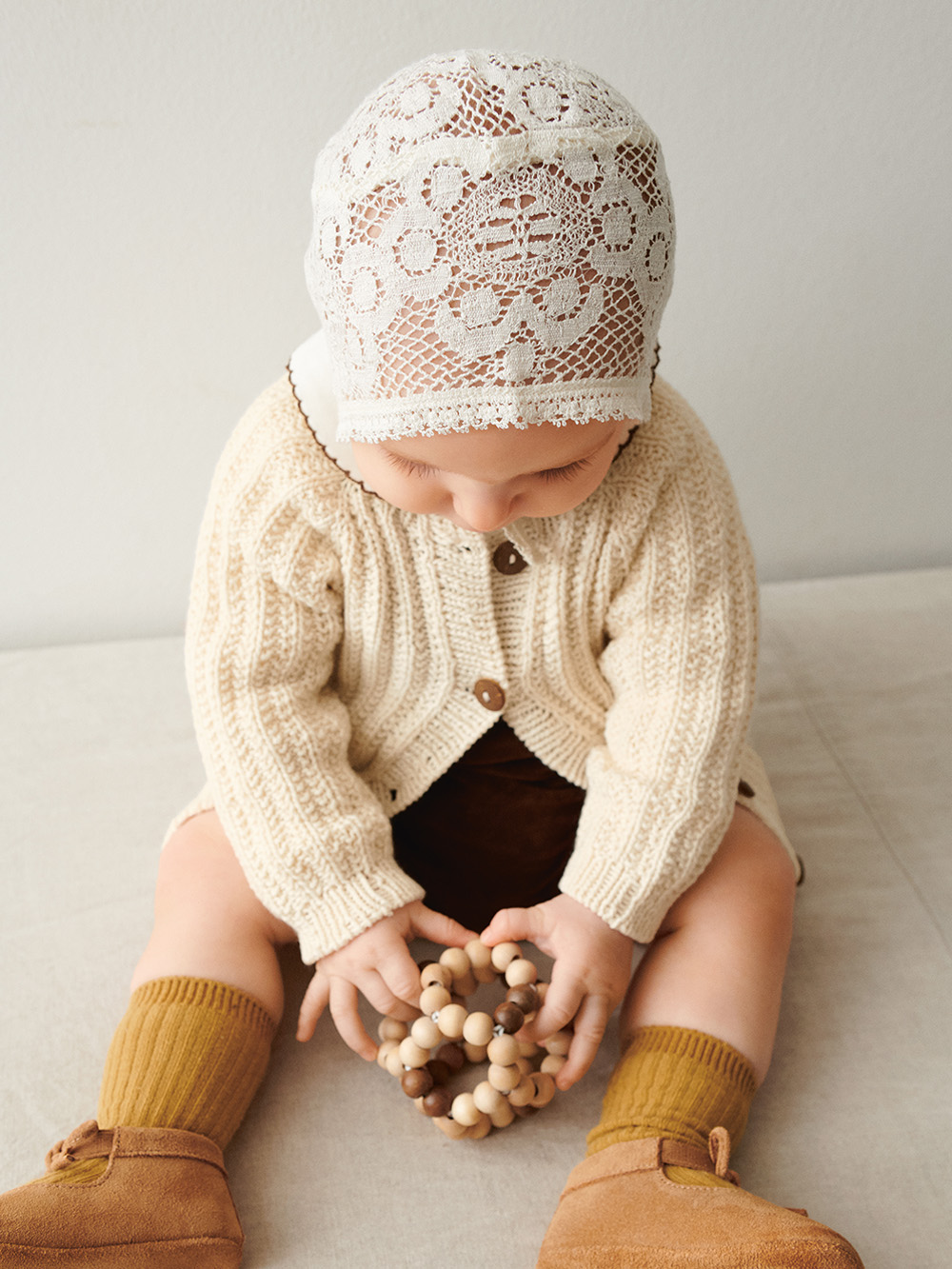 Sandnes Ellis Cardigan Baby 2505_06 (25 m mönster st 3)