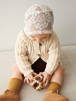 Sandnes Ellis Cardigan Baby 2505_06 (25 m mönster st 3)