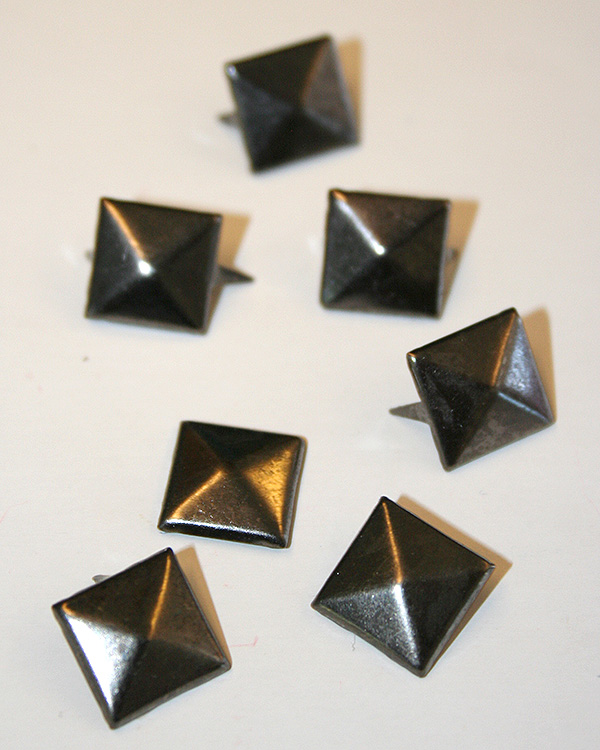 PUNKNITAR - svart metallic 12 mm