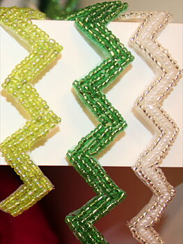 Pärlband ZIGZAG grönt