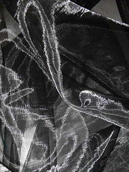 ORGANZA - svart