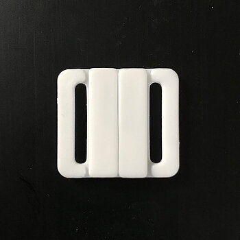 BIKINISPÄNNE - vitt / fäste 1,7 cm