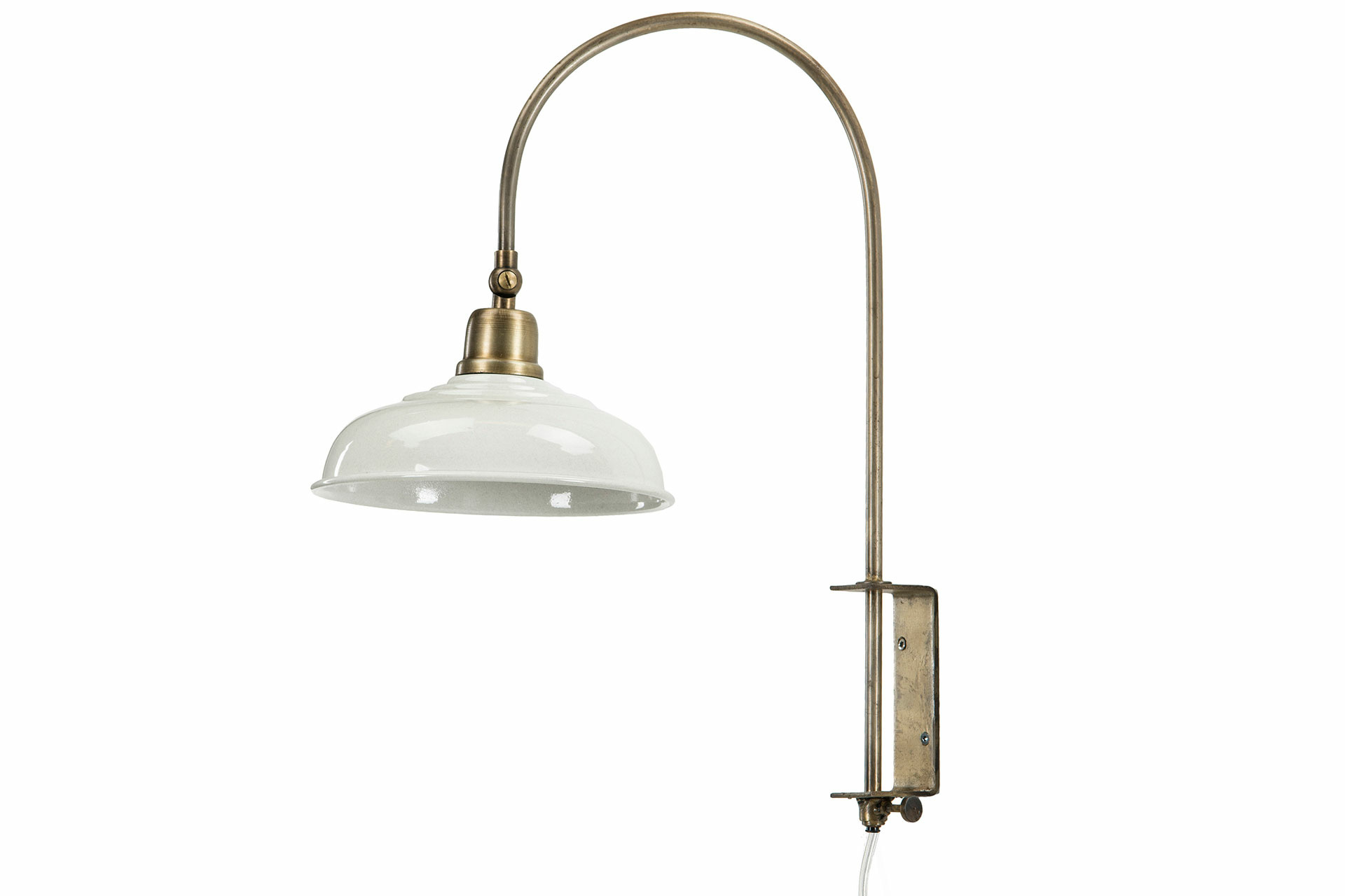 VÄGGLAMPA EMALJ - ANTIKMÄSSING/VIT