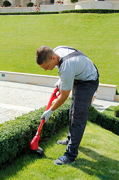 GRÄSTRIMMER 300W, 24 cm, automatiskt, Tryton