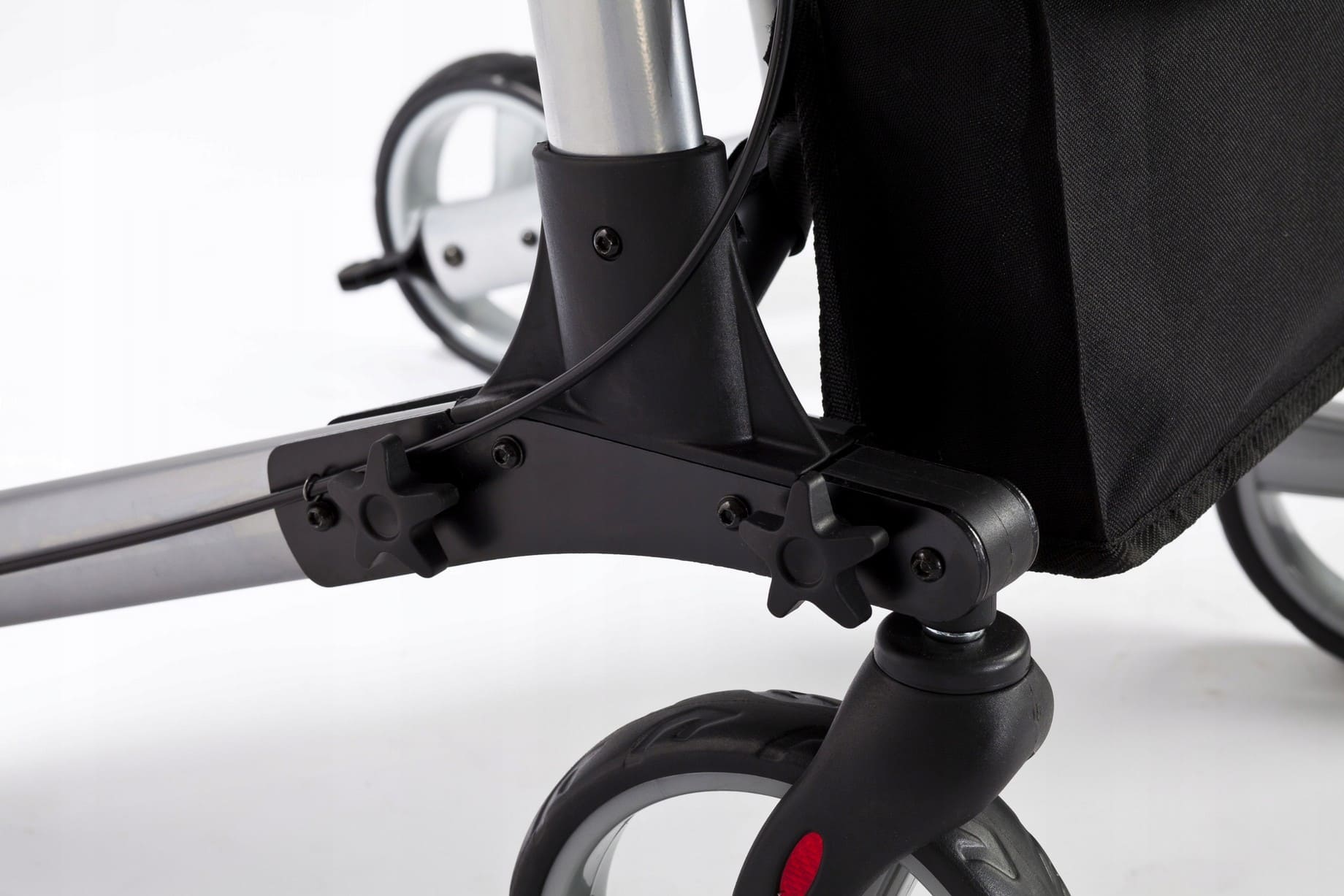 Rollator lättvikt, hopfällbar, stora hjul, bekväm sits, väska, max 130 kg, inom- och utomhusbruk, TIMAGO Yola - 3