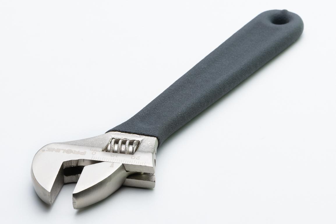 PROLINE TOOLS Skiftnyckel 150-600 mm, 19-62 mm, drop forged, kolstål, satin finish, gummibeklätt handtag, med skala, Proline (Storlek (mm) : 250)