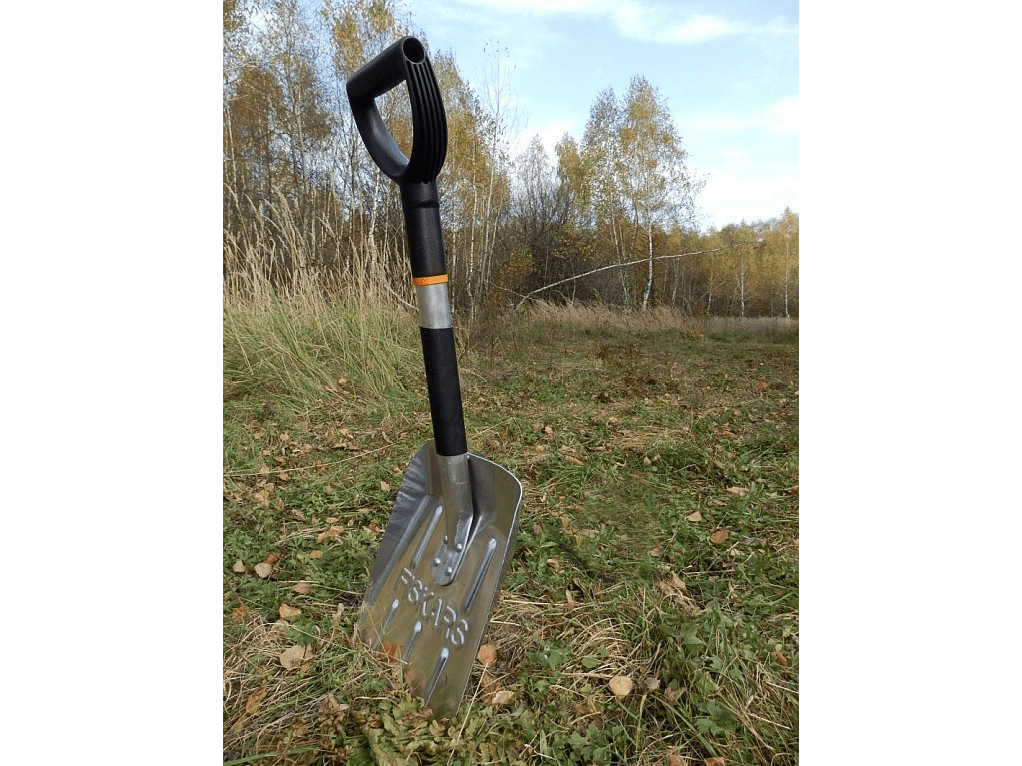 Mini snöspade - liten snöskyffel, snöraka för bilen m.m. 250 x 750 mm aluminium (Fiskars 141020) - 3