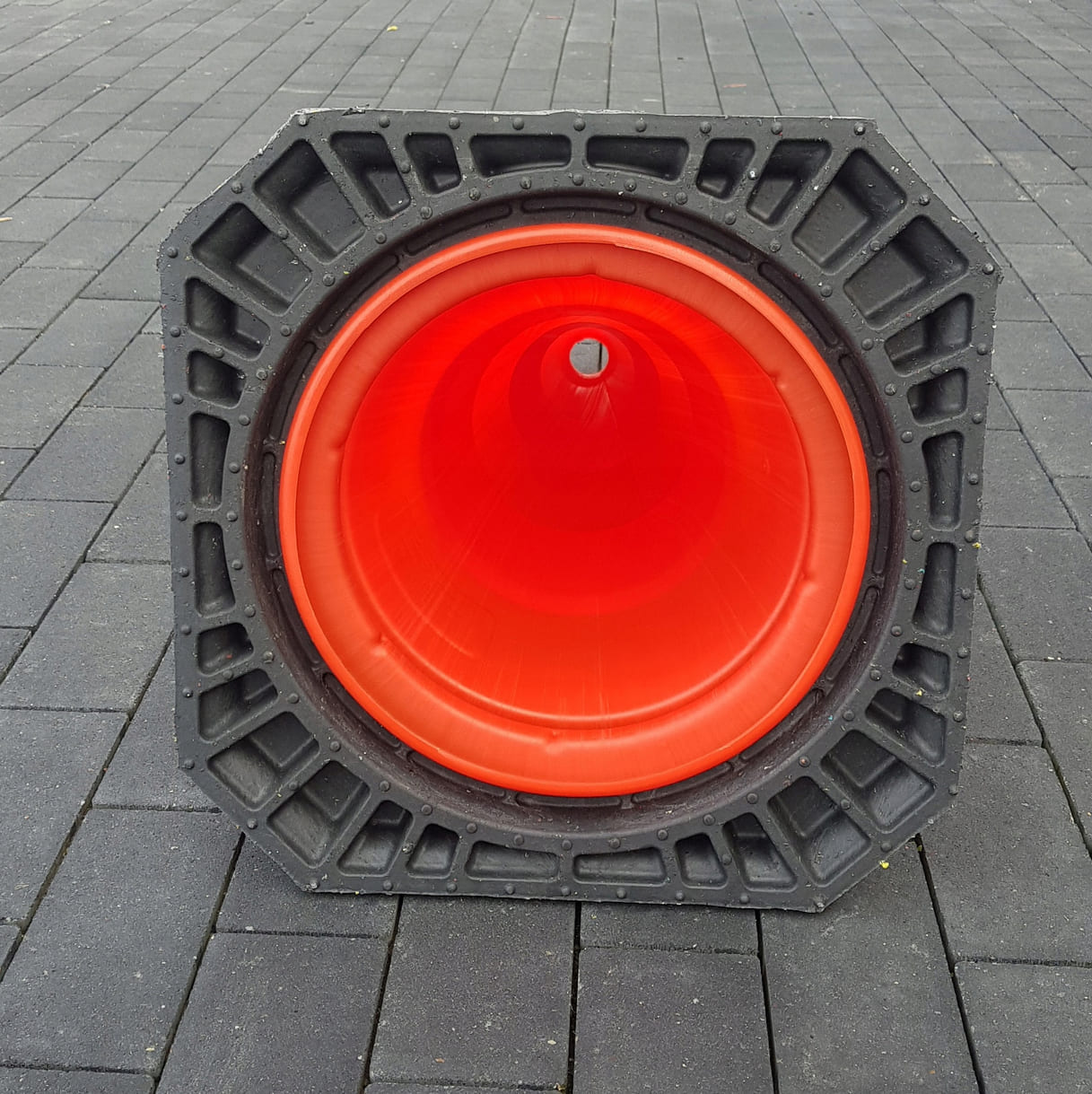 Tung Trafikkon U-23 75cm Reflexhylsa Gen.3 Bas 50x50cm 4,1kg - 4