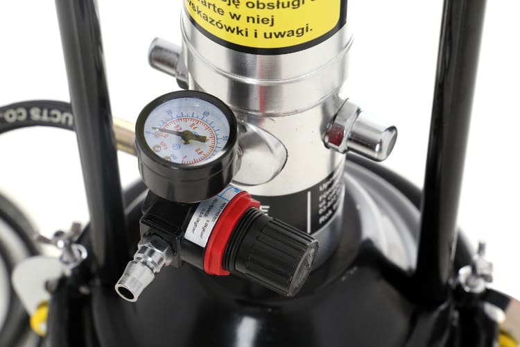 KRAFT&DELE Smörjpump 12L tryckluftsdriven, komplett sats med tillbehör - 10