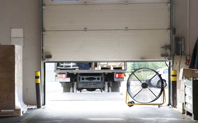Mobil Industrifläkt 75 cm, 315W, 10200 m³/h, IP44, 360° Rotation, 2 Hastigheter, Master - 7