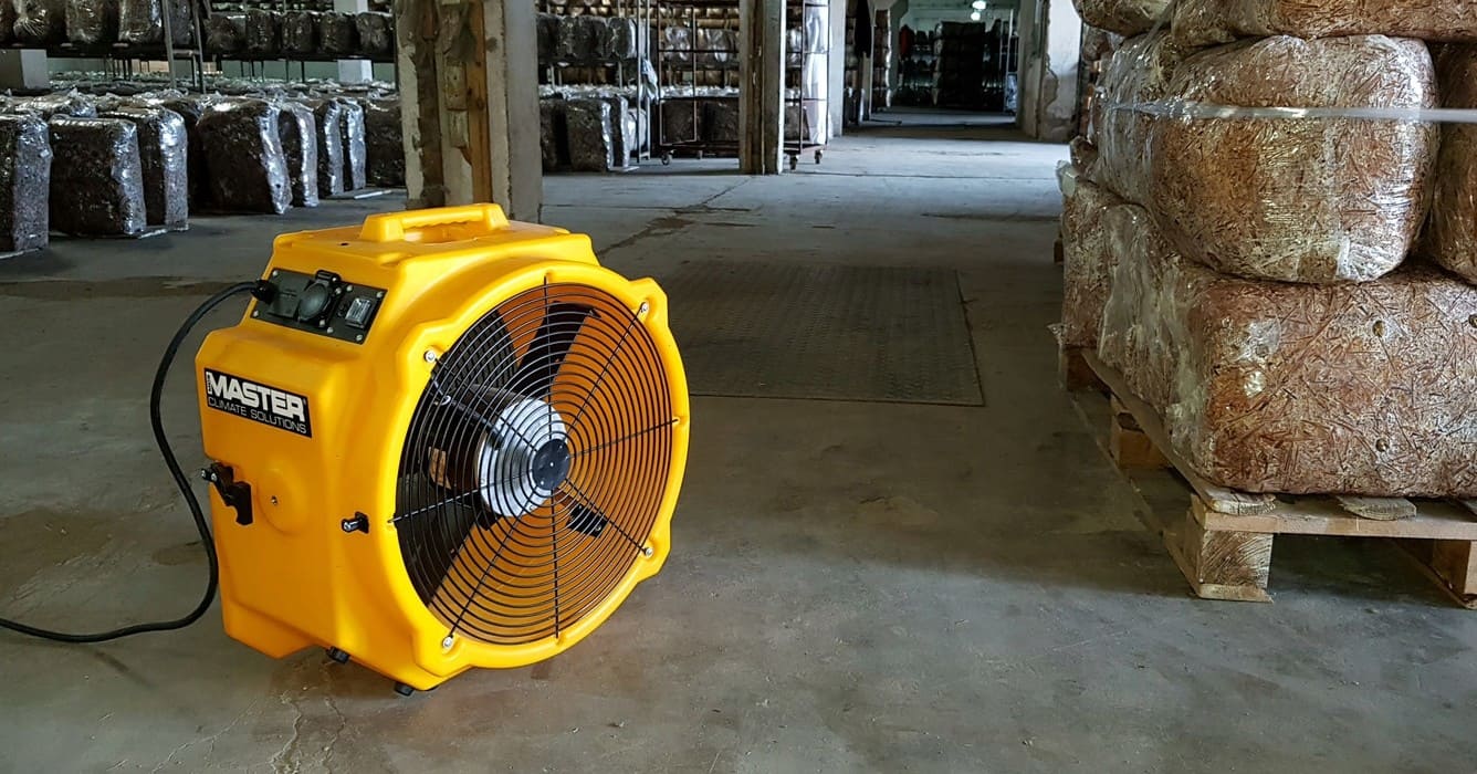 Industrifläkt Rörmodell 40 cm, 6450 m³/h, 285W, IP44, Bärbar, Master - 7