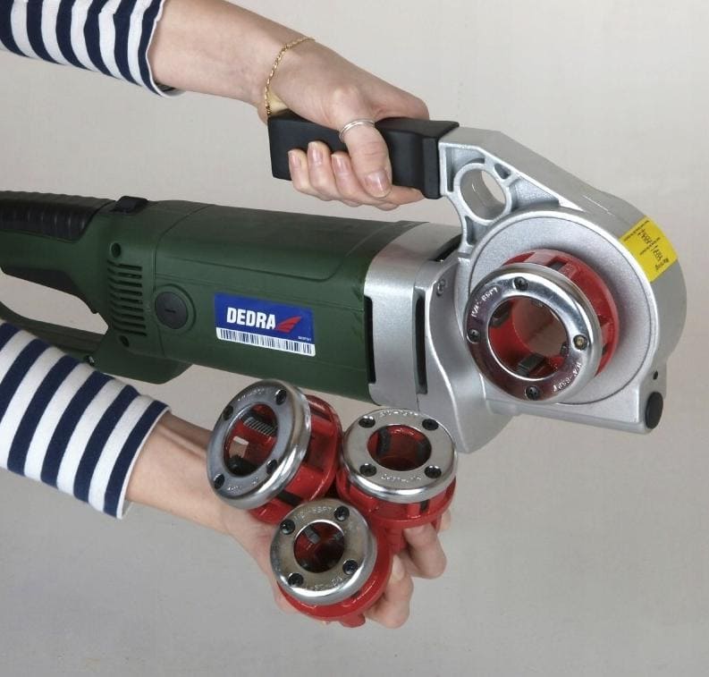 Dedra Elektrisk rörgängmaskin, sats gängkloppor 1/2 till 11/421800W - 3