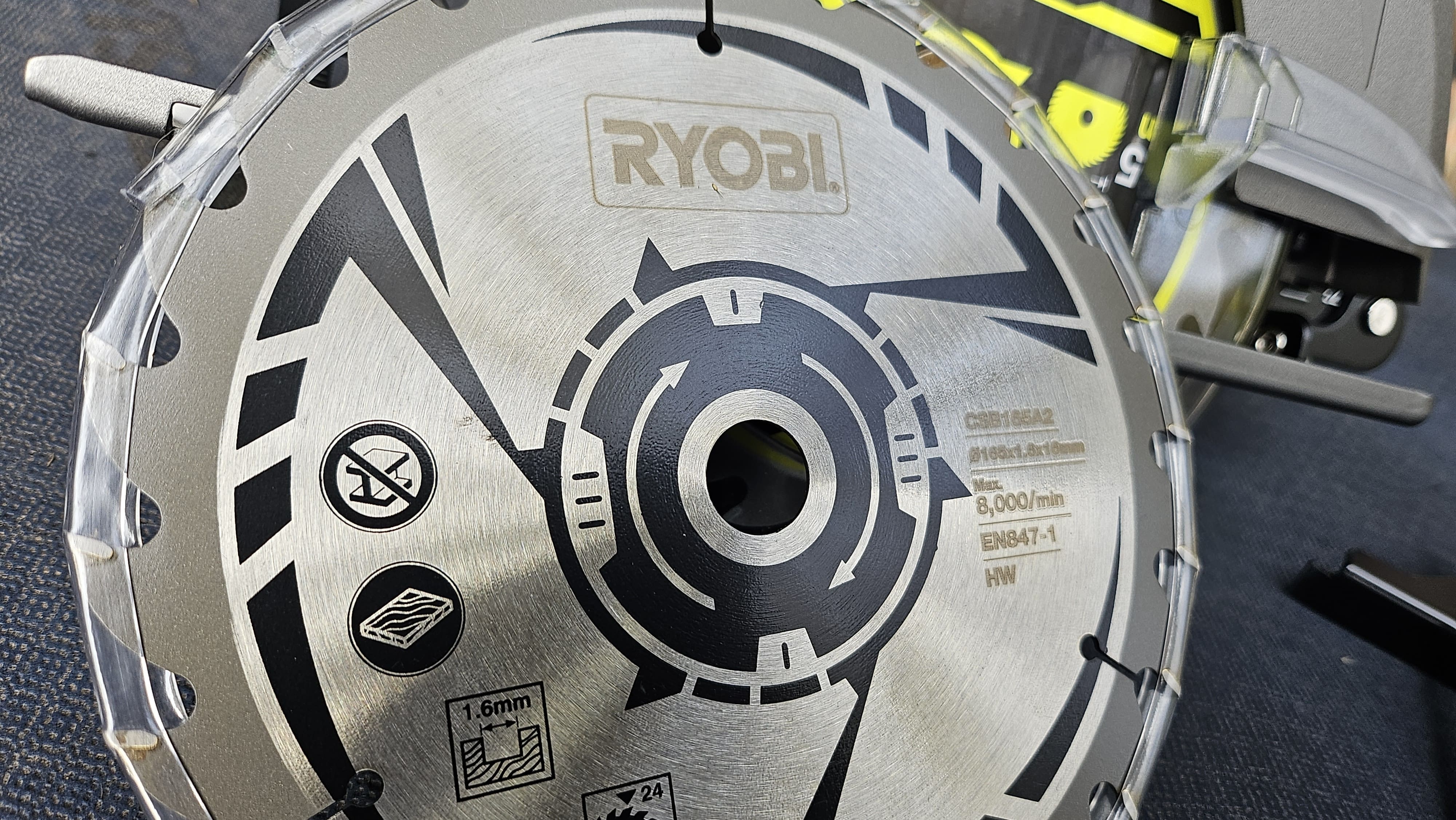 Cirkelsåg 18V, klingan 165 mm, sågdjup 52 mm (utan batteri), Ryobi R18CS-0 ONE+ - 3