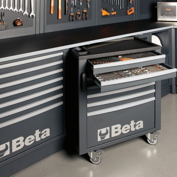 BETA TOOLS Garageinredning Komplett 2240 x 700 mm, Verktygspaneler & Förvaring, RSC - 2