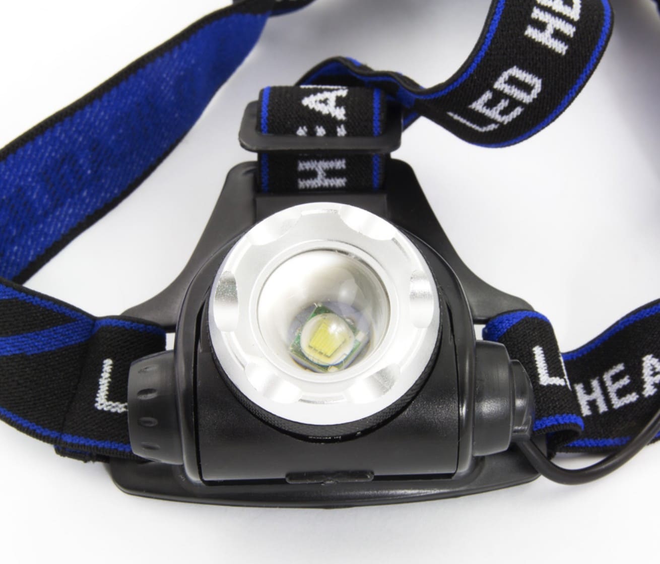 Övriga 3 Pannlampa LED 800lm 300m Räckvidd Zoom 3 Lägen Vattentålig Aluminium 90° Vinkel (inkl. 2 laddbara batterier) - 5
