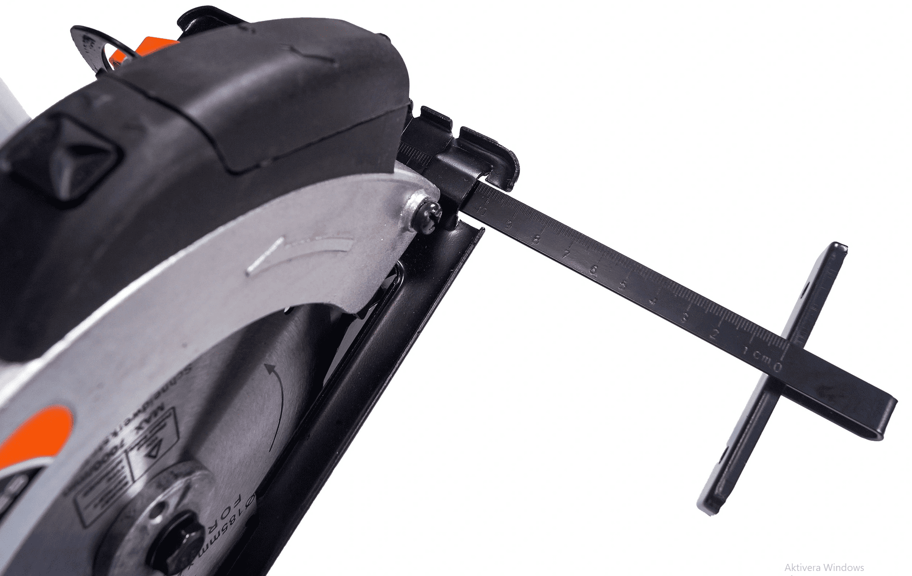 Elsåg, cirkelsåg 2250W, 230v, 4500rpm, 65 mm skärdjup, 185 mm sågskivor, laser - 12