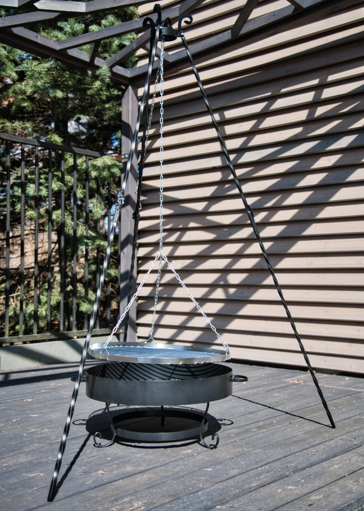Grill, handgjord elegant svänggrill av hög kvalitet, eldstad 60 cm, ihopfällbar trebensstativ 190 cm - 8